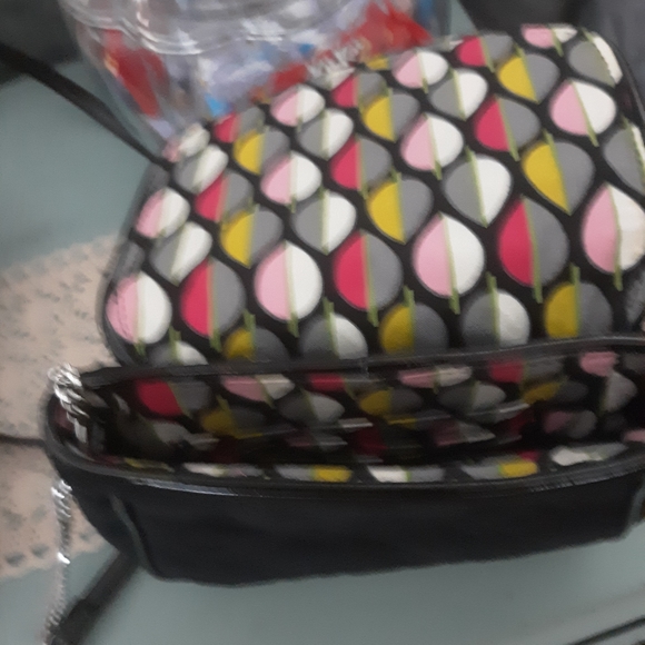 Vera Bradley crossbody - Picture 3 of 4